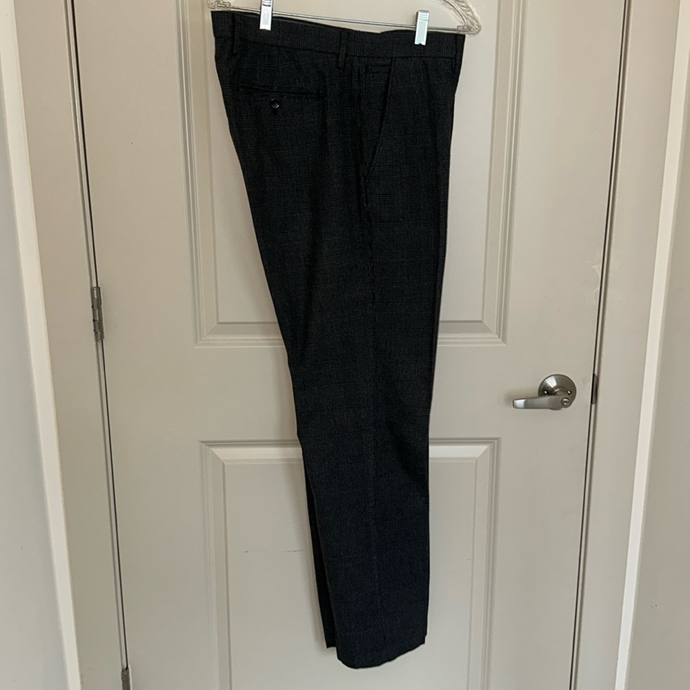 Banana Republic Kentfield dark gray glen plaid pants flat front 35 x 32